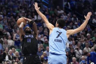 频失误让球 频失误让球